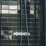 דירה Confort Urbano Con Estilo En בילבאו